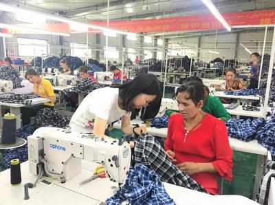 苏大纺织学子助力新疆纺织服装行业转型升级