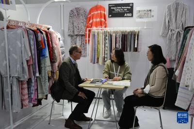 通讯:中国纺织出口企业借纽约展会拓商机